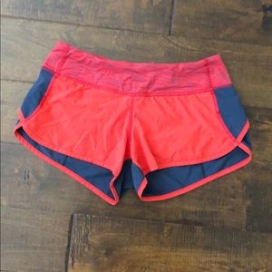 LuluLemon Womans Speed-Up Shorts | sz: 4
